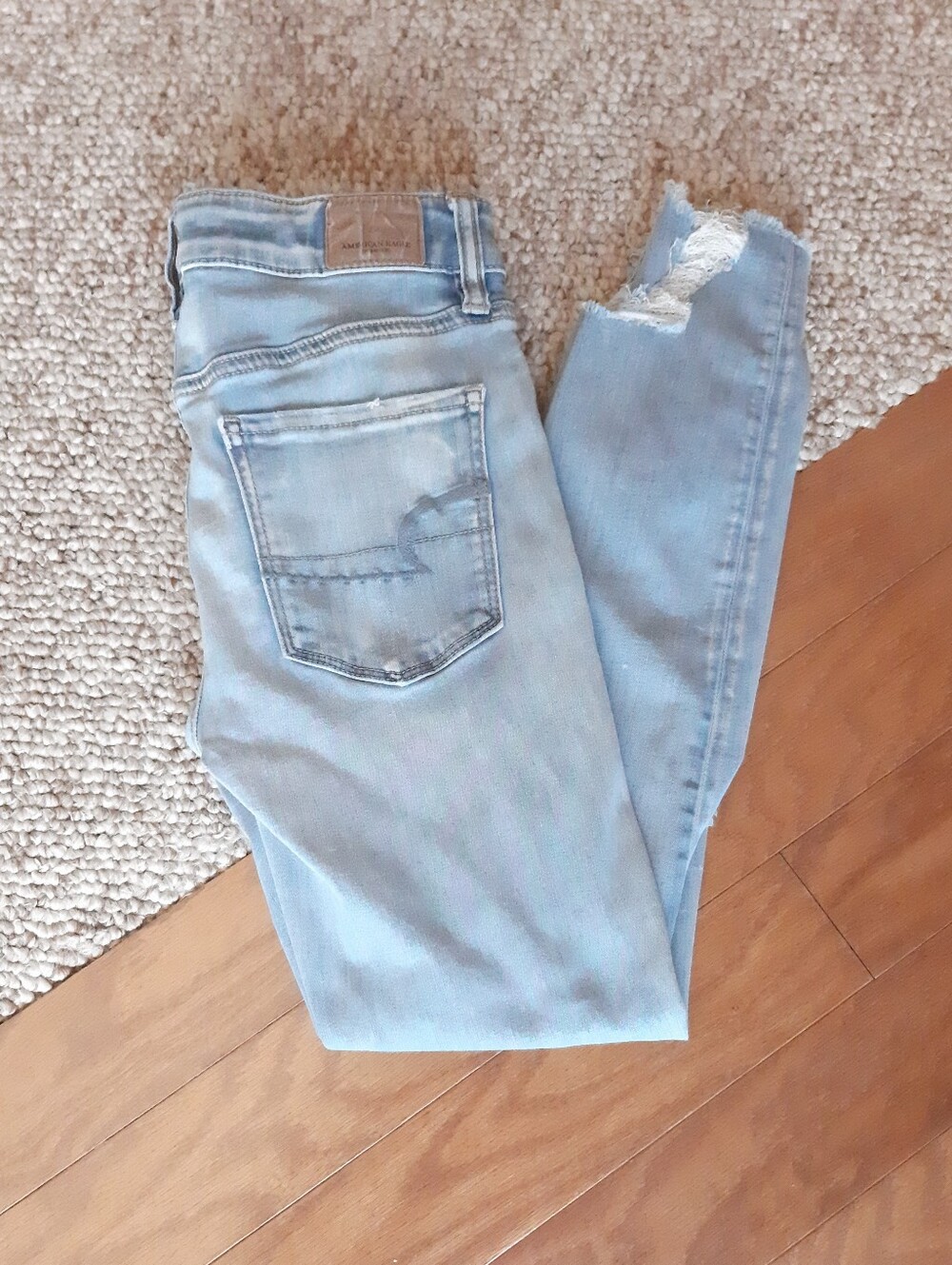 American Eagle Distressed Hi Rise Jegging Jeans size 2 Short